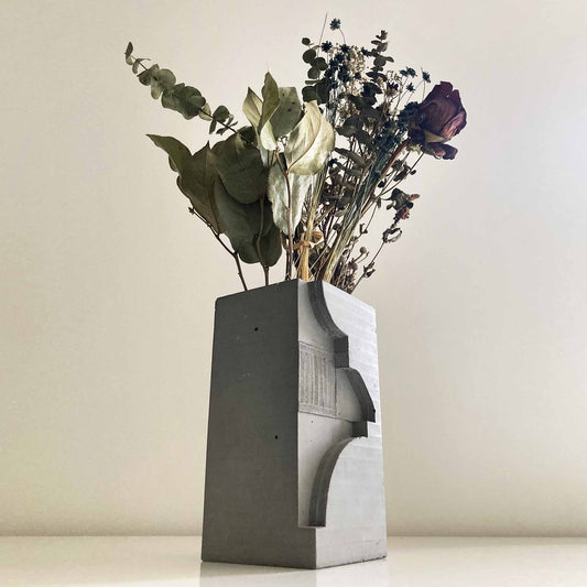 Vase no.6